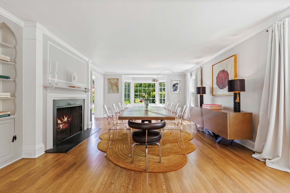 746 The Parkway Photo 6