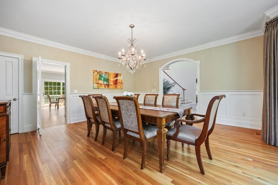 12 Woodbine Way Photo 5
