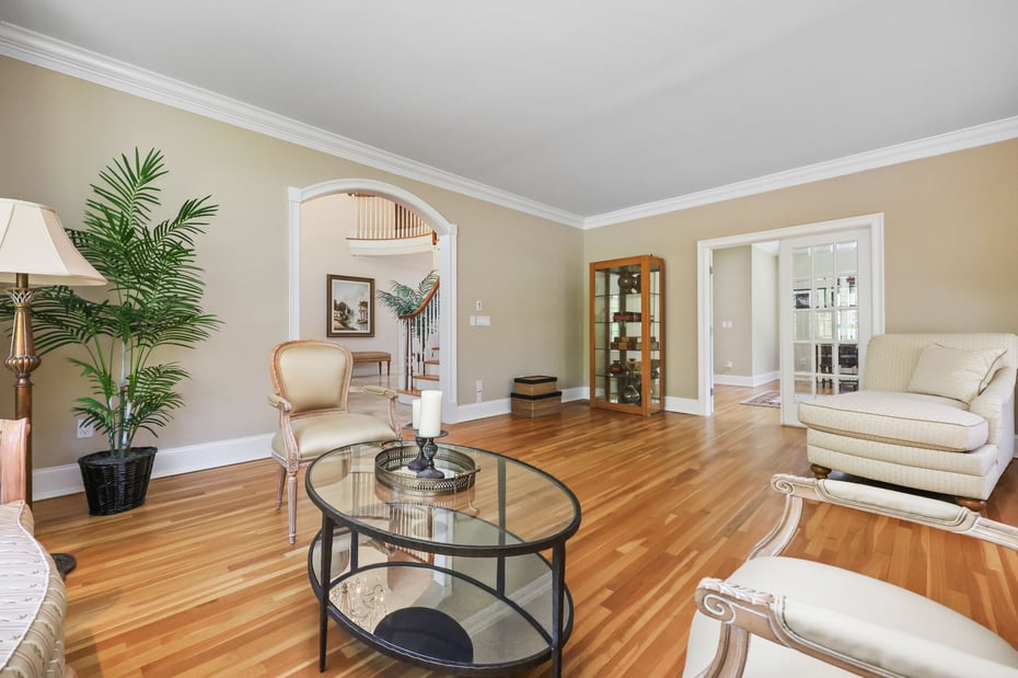 12 Woodbine Way Photo 11