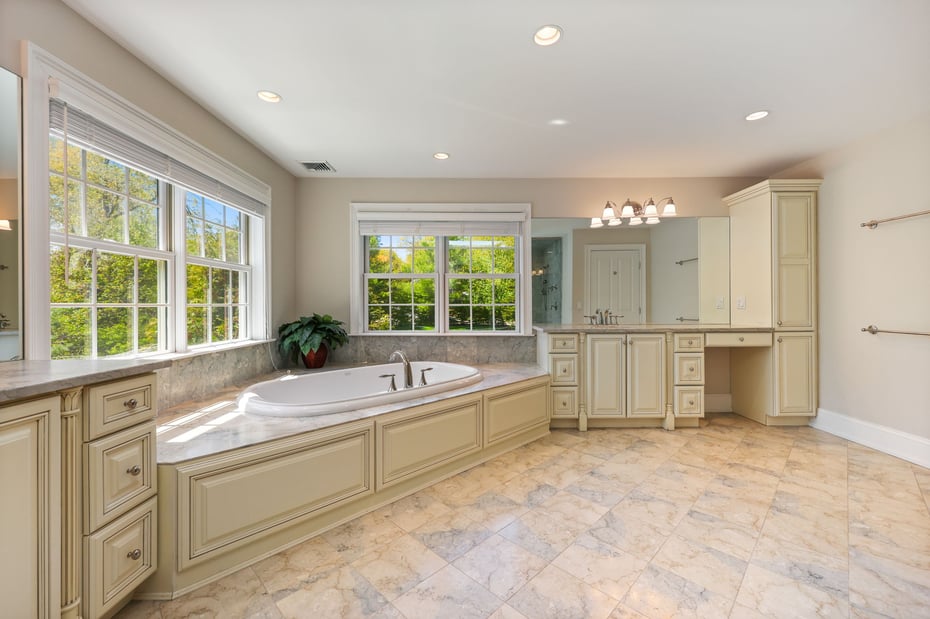 12 Woodbine Way Photo 34