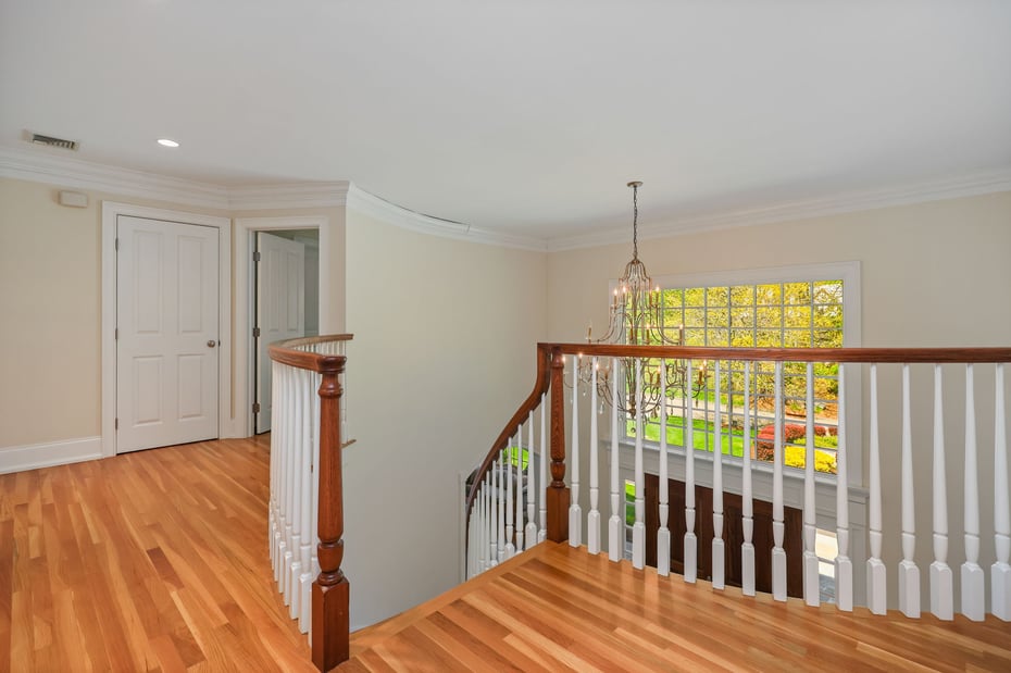 12 Woodbine Way Photo 40