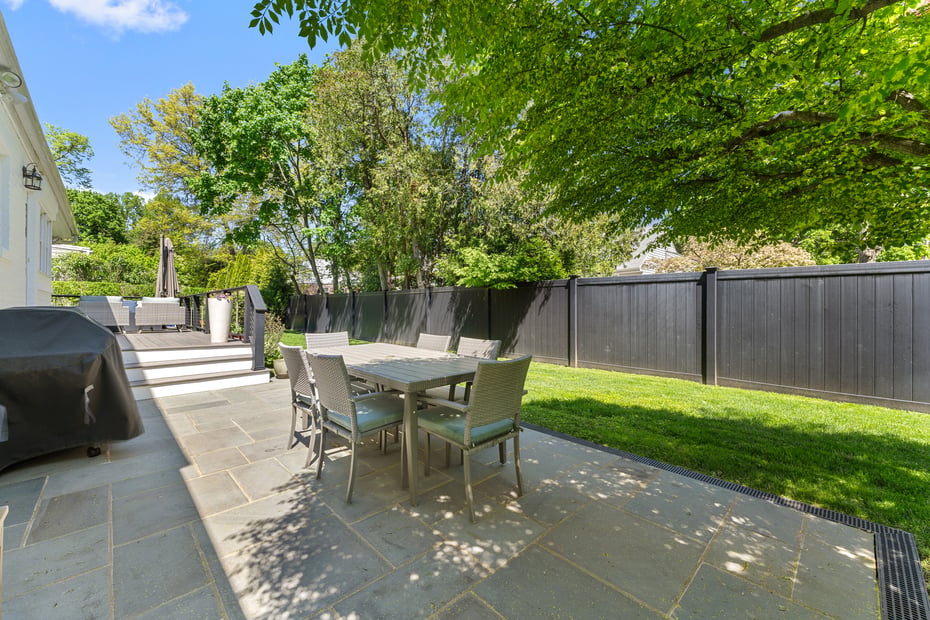 195 Ferndale Road Photo 22