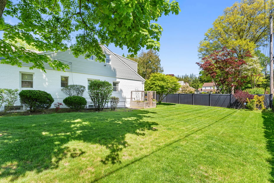 195 Ferndale Road Photo 25