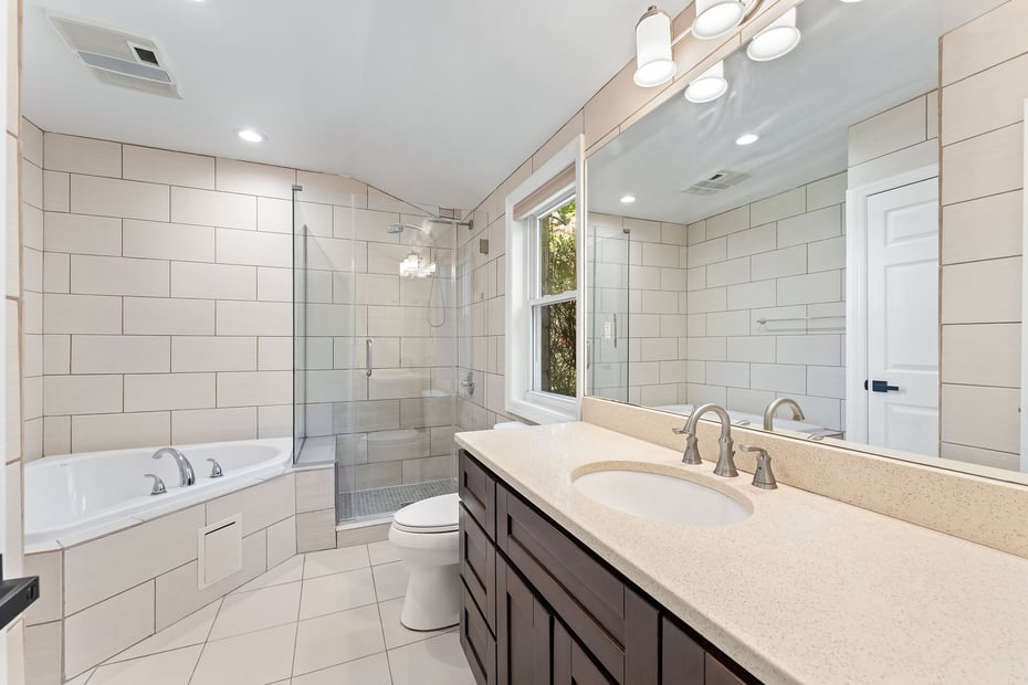 128 Moorland Drive Photo 9