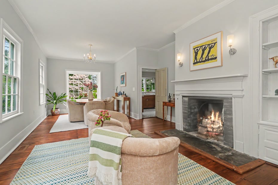 530 Roxbury Road Photo 9