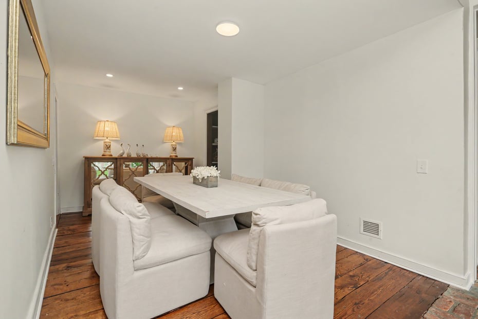 530 Roxbury Road Photo 23