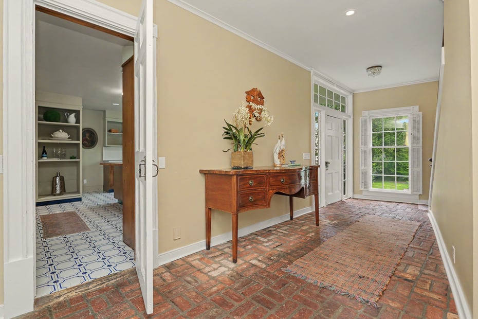 530 Roxbury Road Photo 30