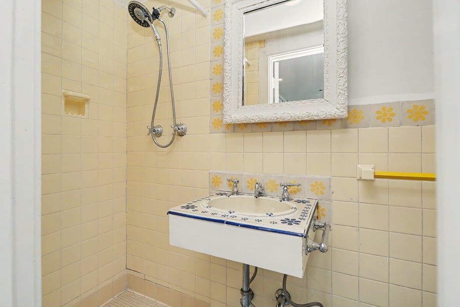 530 Roxbury Road Photo 38
