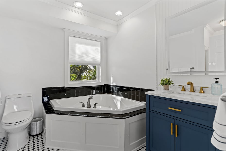 9 Stowe Avenue Photo 18