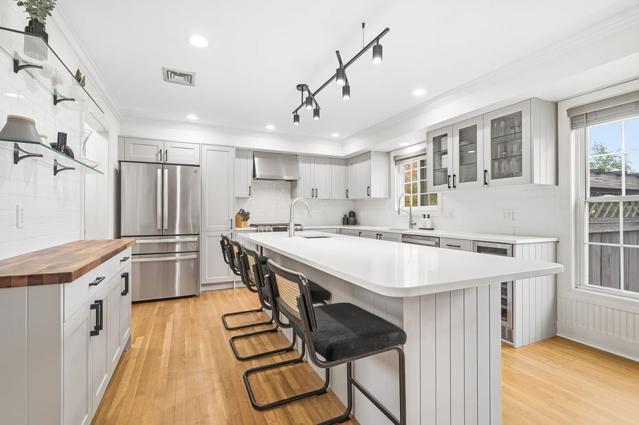 80 Third Avenue Photo 4