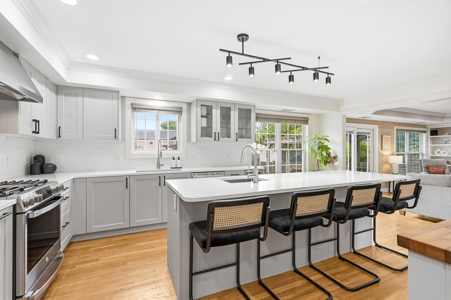 80 Third Avenue Photo 5