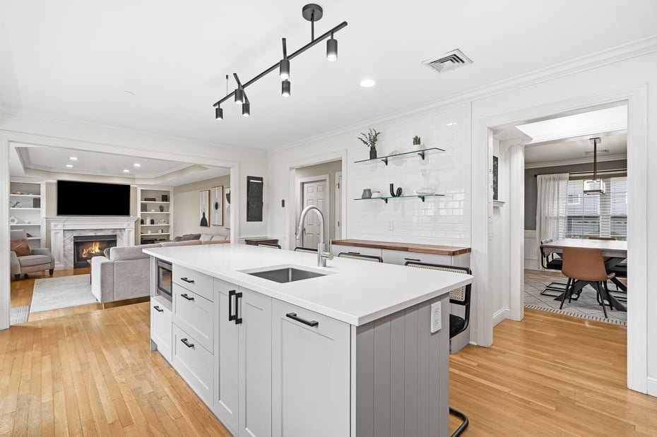 80 Third Avenue Photo 6