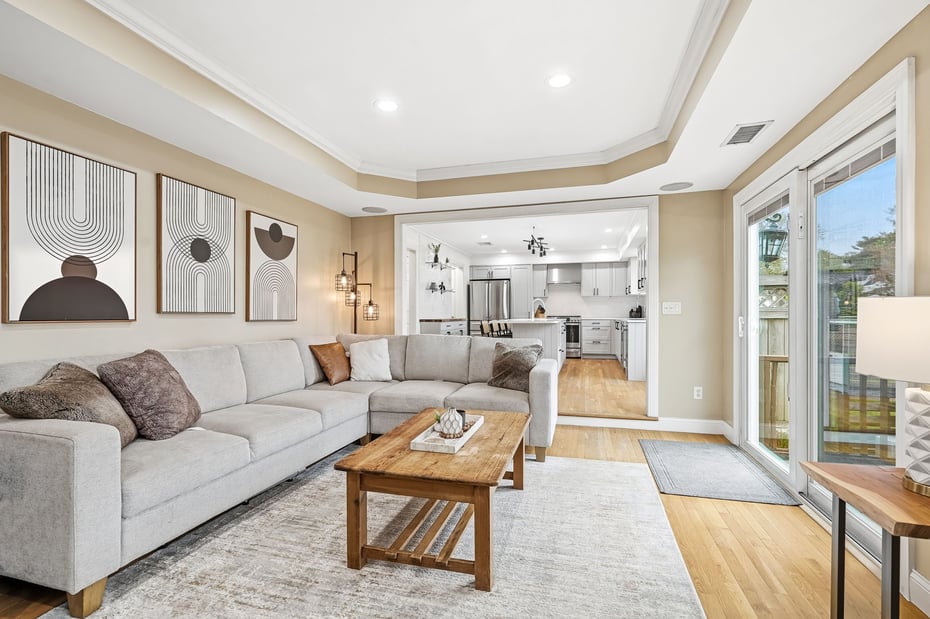 80 Third Avenue Photo 8