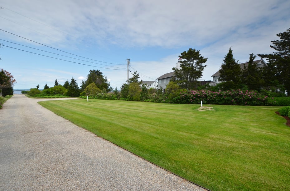 101-a Sequassen Avenue Photo 5