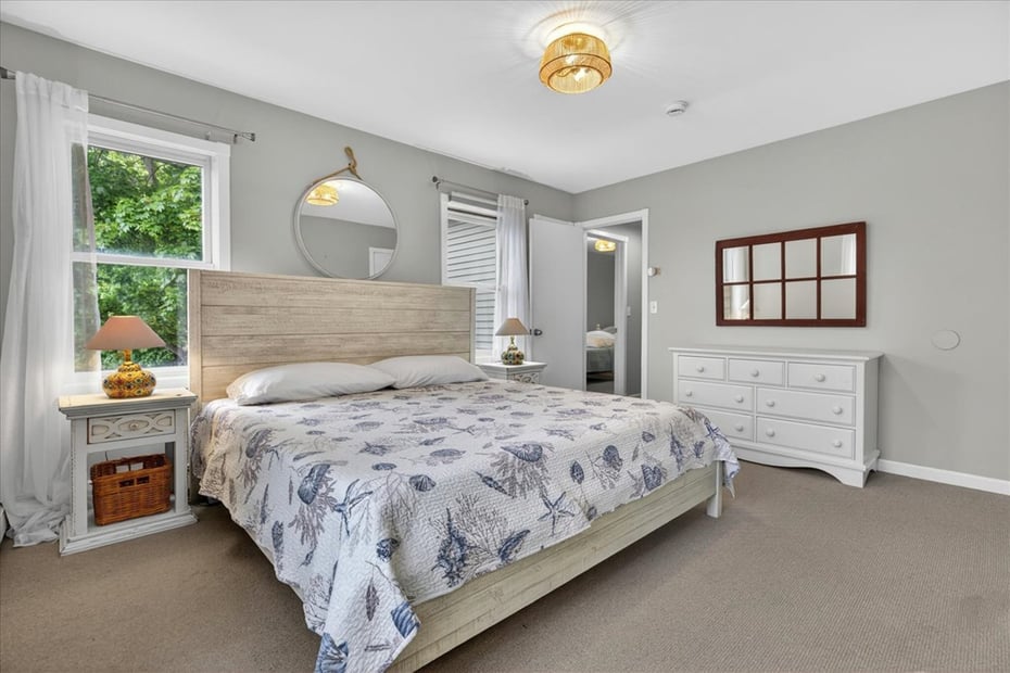 44 Warren Street Photo 19