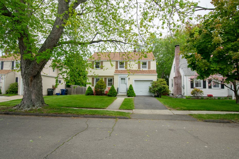 153 Laurel Street Photo 1