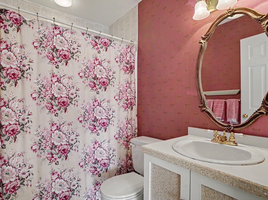 152 West River Street Photo 35