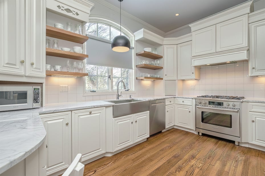 152 West River Street Photo 17