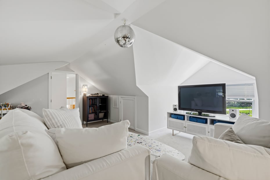 17 Woodbrook Road Photo 14