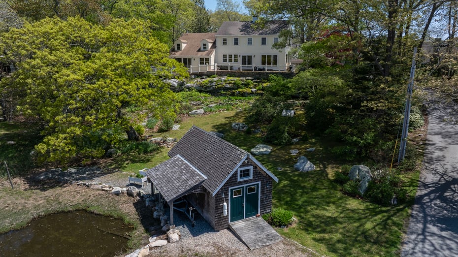 32 Money Point Road Photo 36