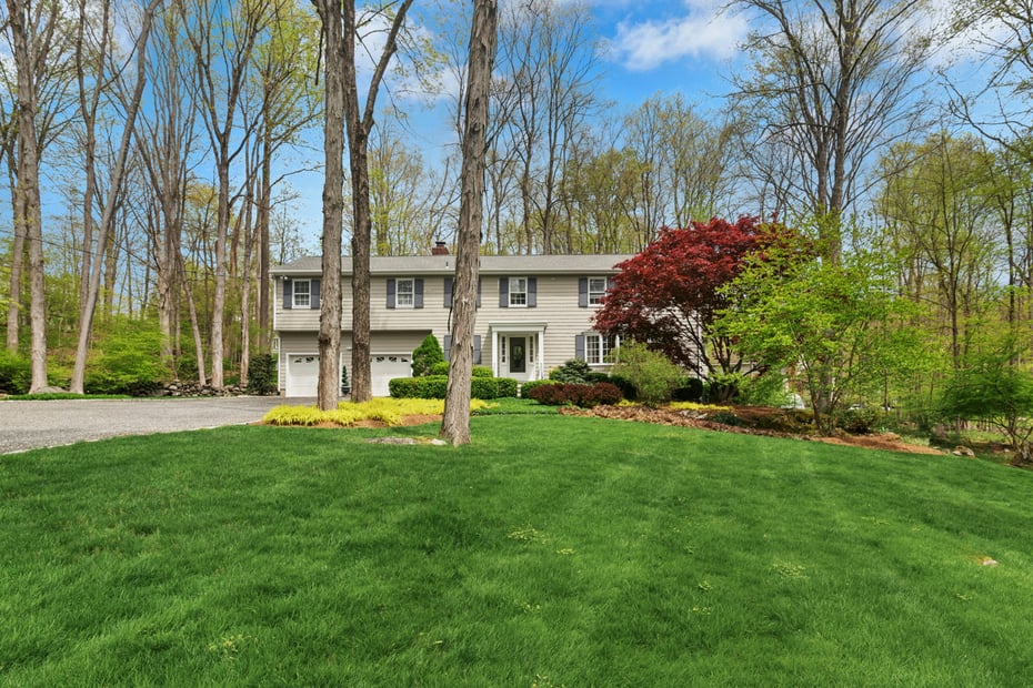 95 Alexandra Drive Photo 5