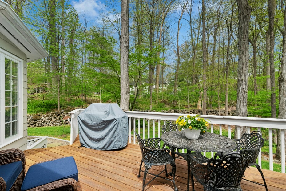 95 Alexandra Drive Photo 35