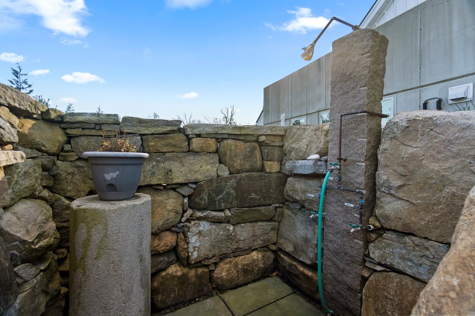 54 Barnes Road Photo 12