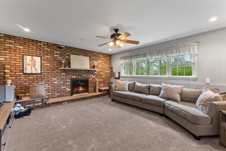 1 Sherwood Road Photo 21
