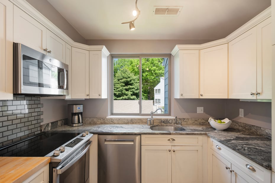 60 Rowayton Woods Drive Photo 8