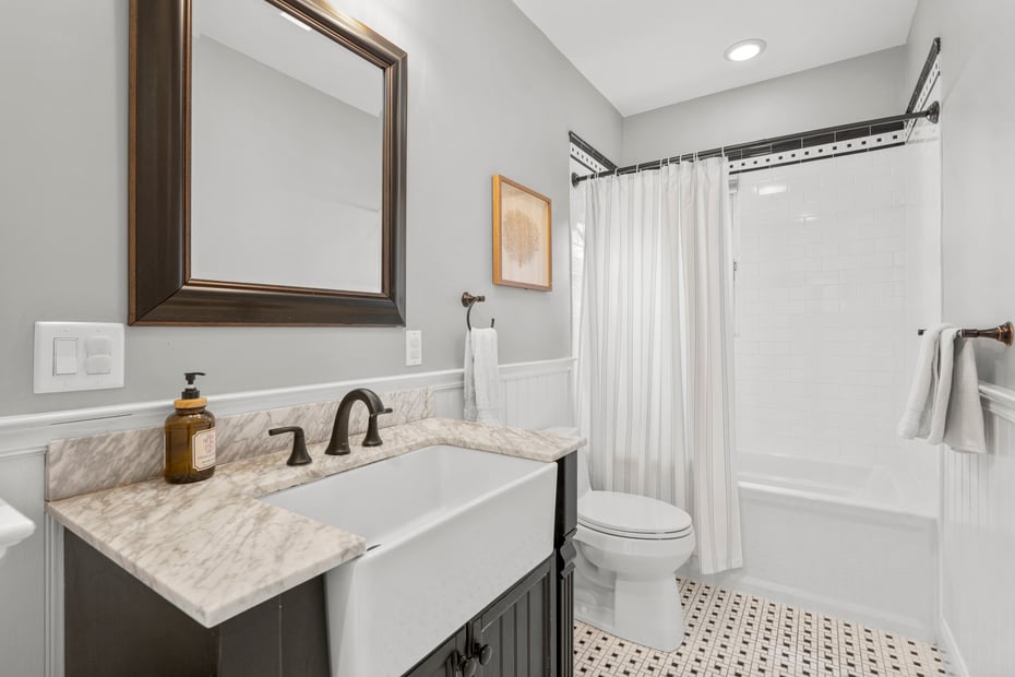 10 Bogert Place Photo 12