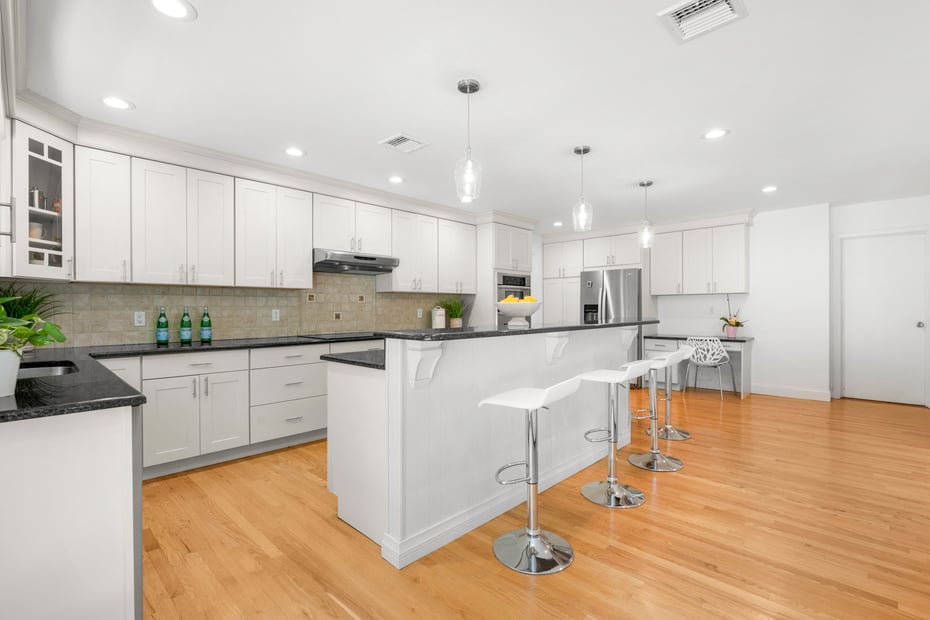 233 Evandale Road Photo 6