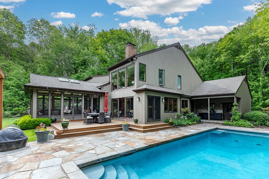 51 Long Meadow Road Photo 33