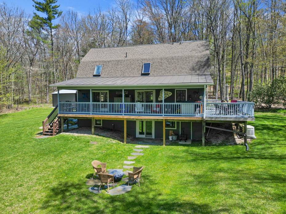 594 Shunpike Rd Photo 7