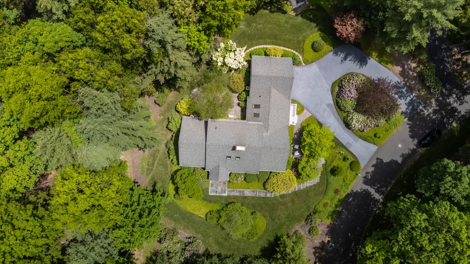 3 Glenmore Drive Photo 4