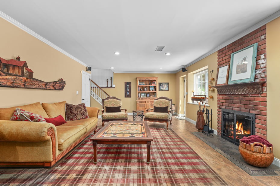 41 Lincoln Avenue Photo 12