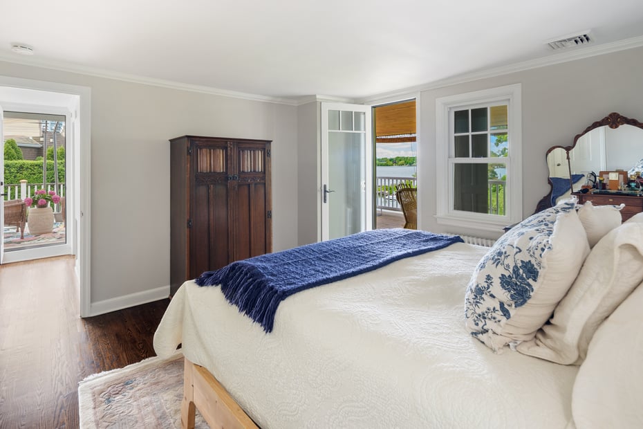 26 Beach Drive Photo 23