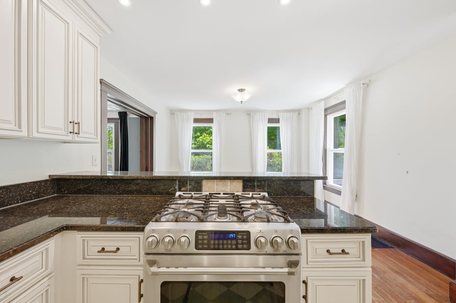 177 Union Street Photo 15