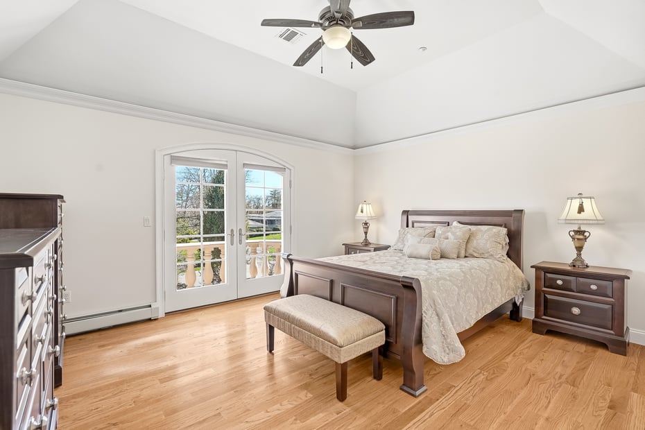 590 West Street Photo 20