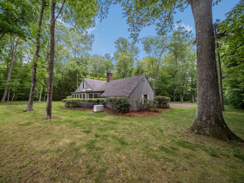 55 Island Avenue Photo 6