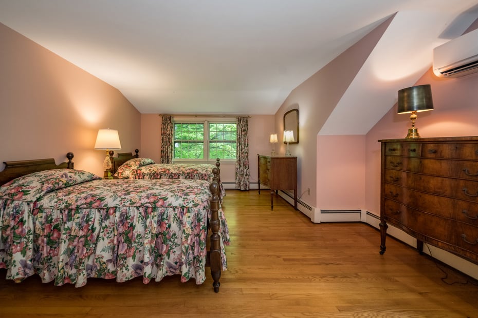 55 Island Avenue Photo 23