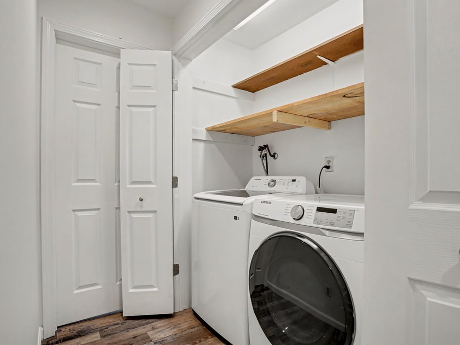 35 Crystal Lane Photo 16