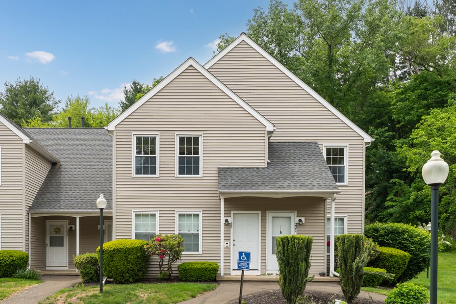 229 Branford Road  #225 Photo 1