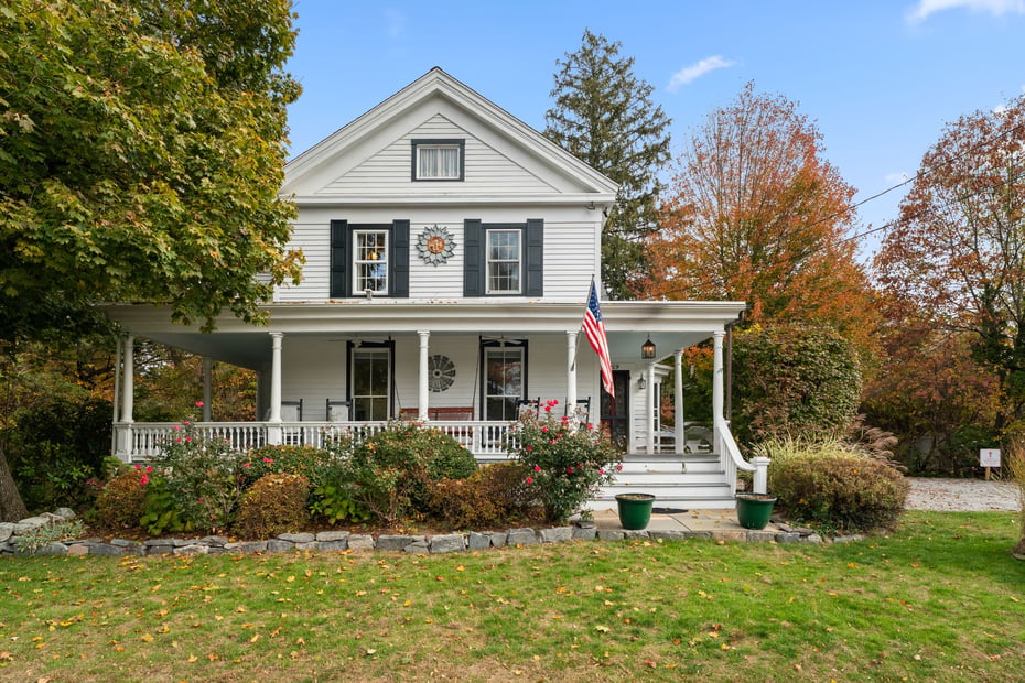 209 Main Street Photo 2