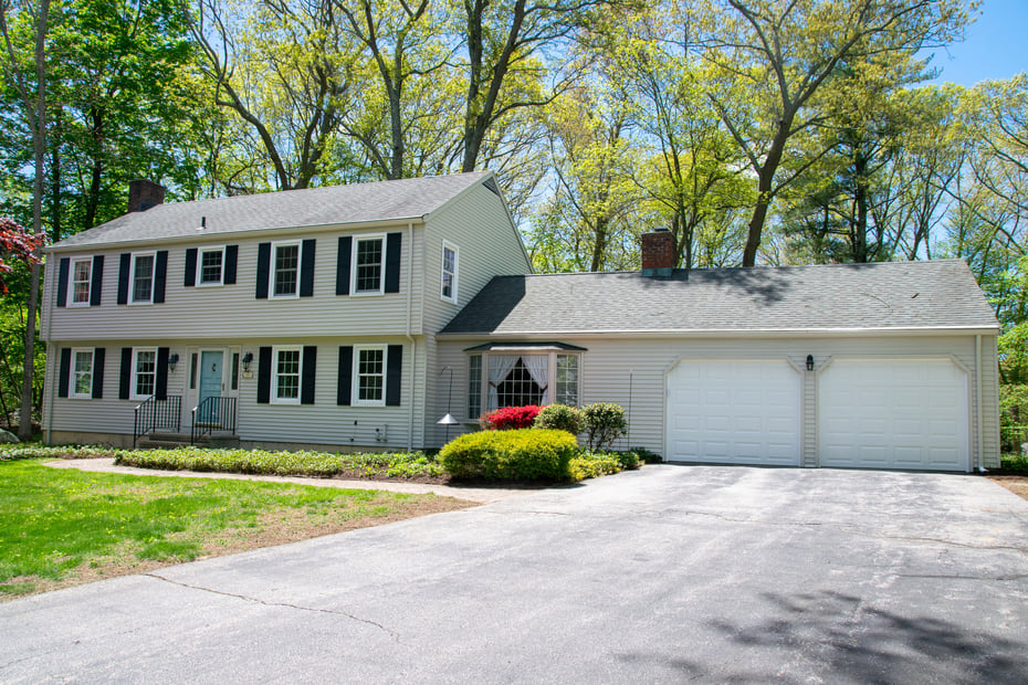 39 Churchill Lane Photo 1