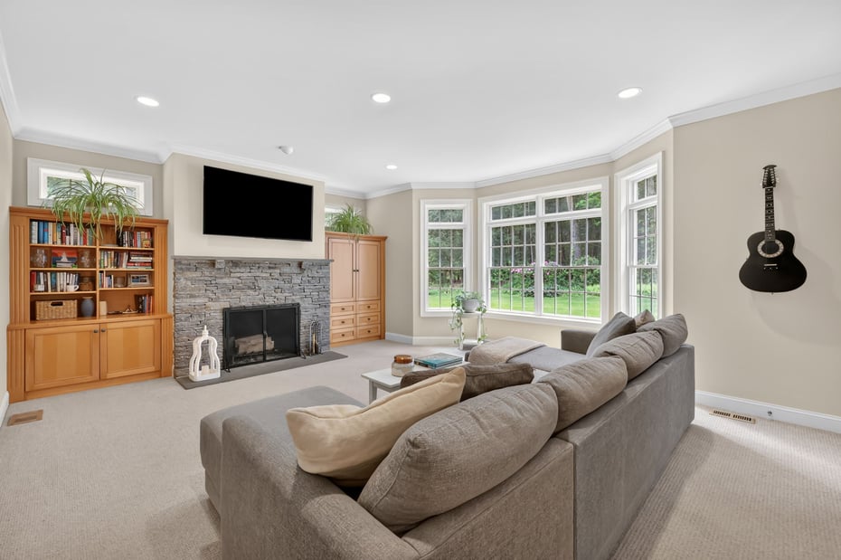 15 Spruce Lane Photo 13