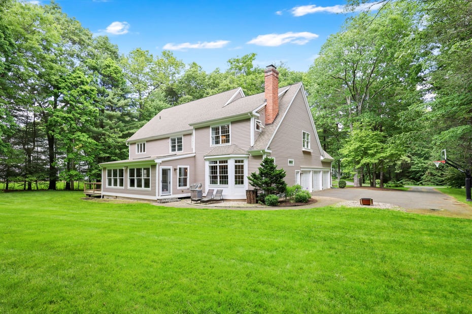15 Spruce Lane Photo 36