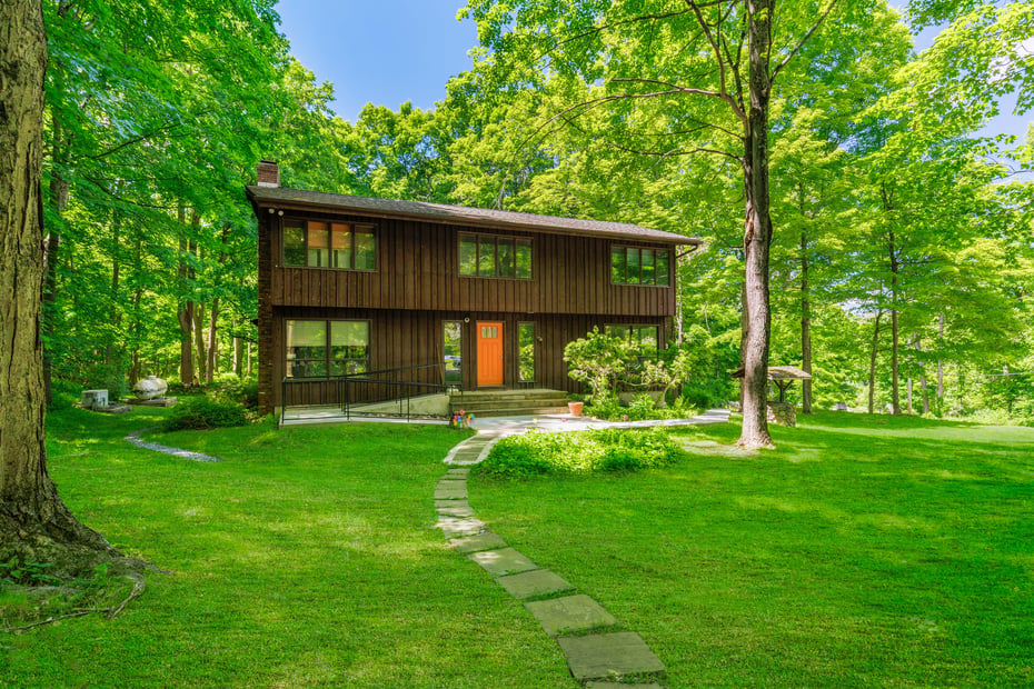 111 Philipse Brook Road Photo 1