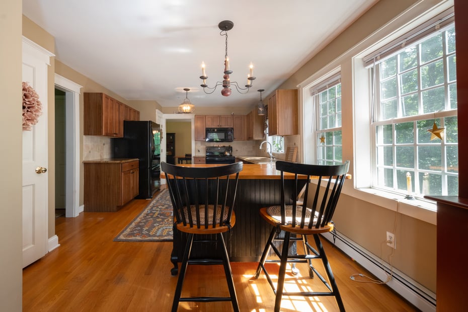 140 Ironworks Road Photo 11