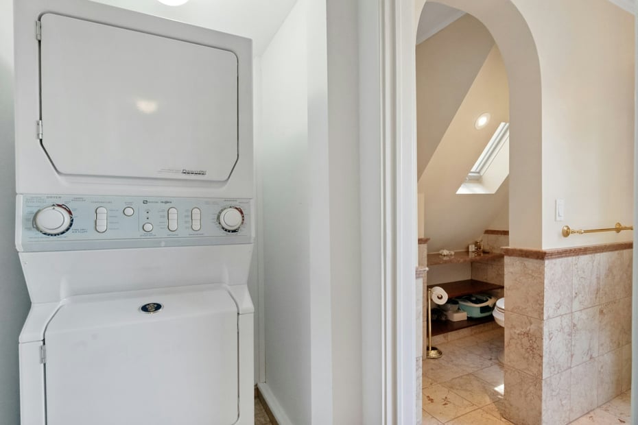 11 Sarven Court Photo 22