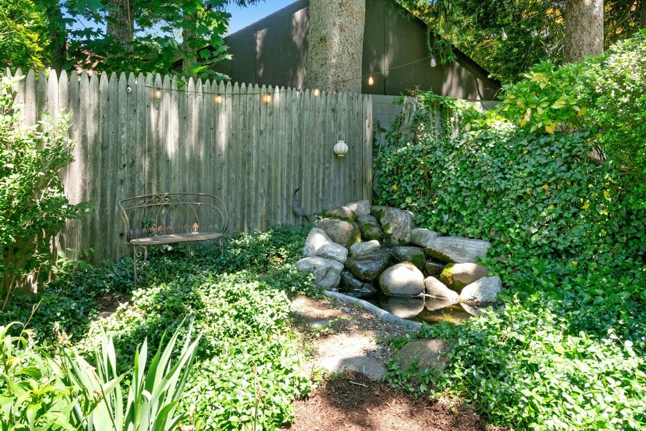 11 Sarven Court Photo 34